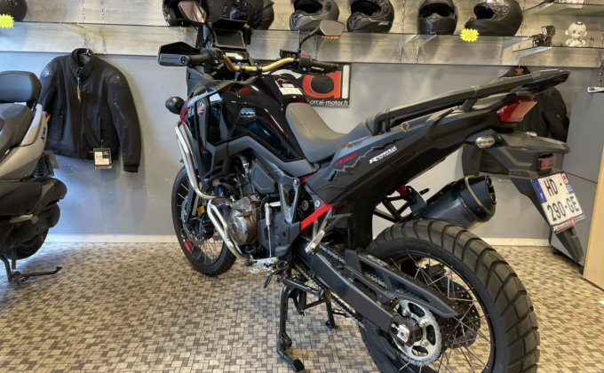 HONDA AFRICA TWIN 1100 image 4