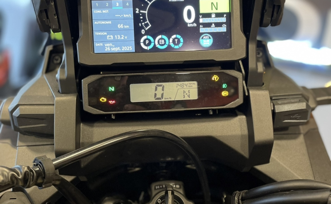 HONDA AFRICA TWIN 1100 image 5