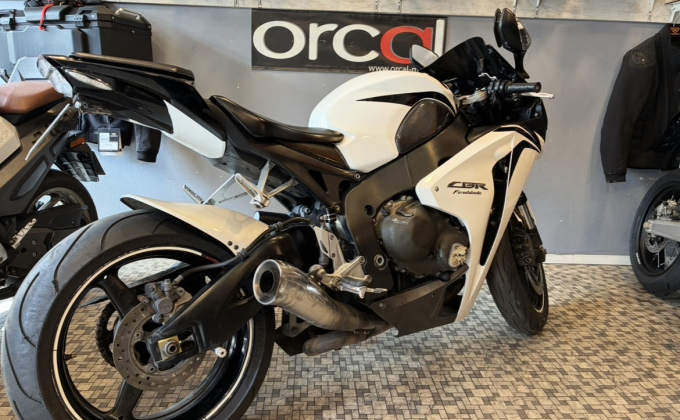 Honda CBR image 3