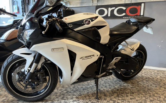Honda CBR image 4