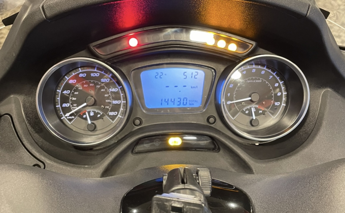 PIAGGIO MP3 500 image 6