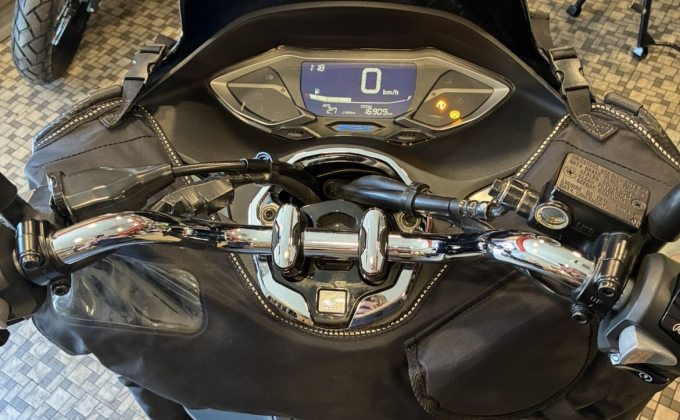 HONDA PCX image 5